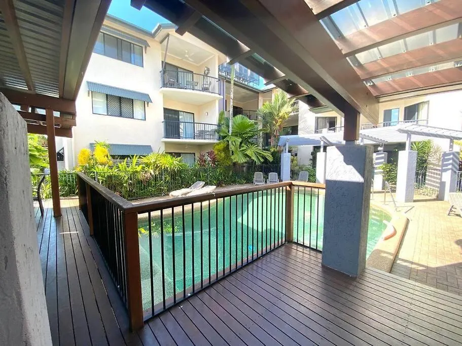 Bay Villas No 15 Port Douglas Apartment
